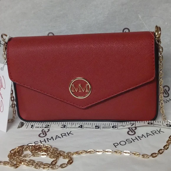Marilyn Monroe Red Crossbody Chain Cardinal Red Clutch - Picture 5 of 10
